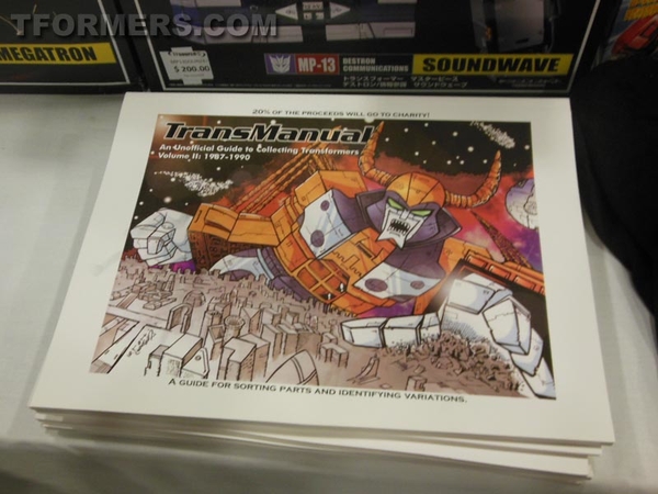 BotCon 2013   The Transformers Convention Dealer Room Image Gallery   OVER 500 Images  (235 of 582)